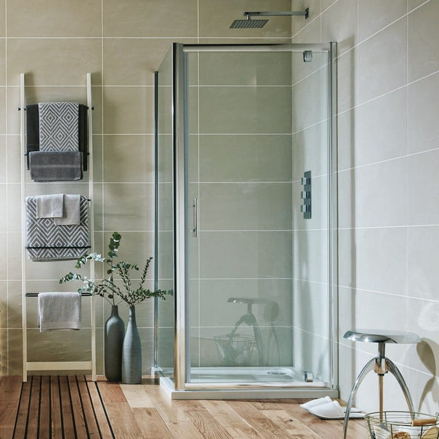 S6-GLASS020 Scudo S6 Chrome Pivot Shower Door